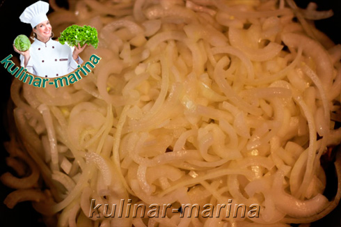 Пошаговые подробные фото рецепта: Грудинка в луковом соусе | Brisket in onion sauce